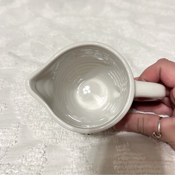 Home Essentials Bumble Bee Ceramic Sugar and Creamer Set - Picture 13 of 16